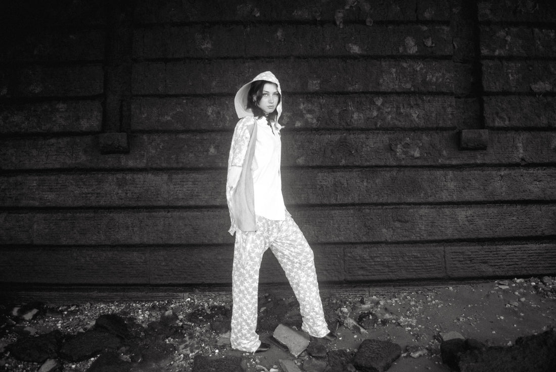 AVERAGE "USA" Collection Editorial 2 of 3 Look 1 6/01/24